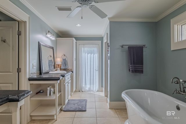 695 Greenwood Avenue, Fairhope, AL 36532