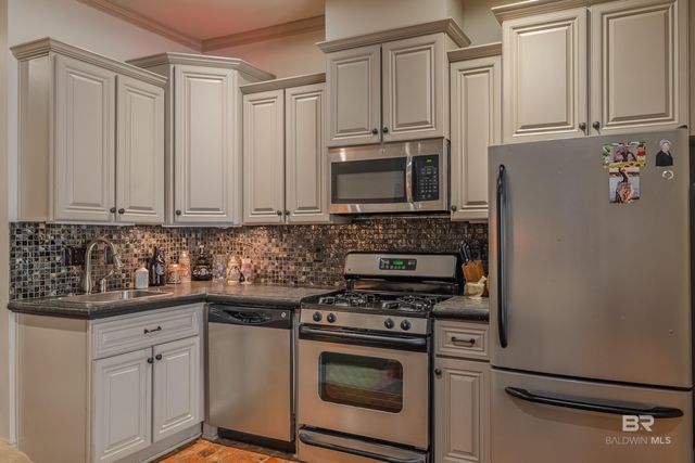 695 Greenwood Avenue, Fairhope, AL 36532