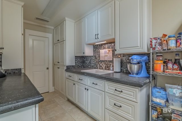 695 Greenwood Avenue, Fairhope, AL 36532