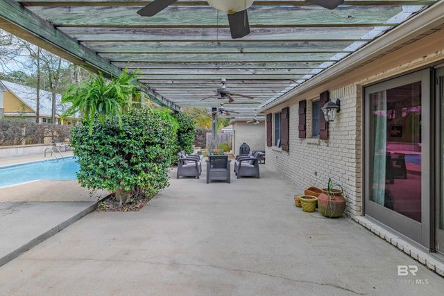 695 Greenwood Avenue, Fairhope, AL 36532