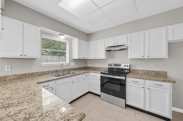 16826 Cobble Ridge Drive, Sugar Land, TX 77498