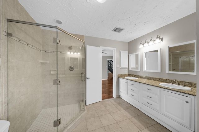16826 Cobble Ridge Drive, Sugar Land, TX 77498