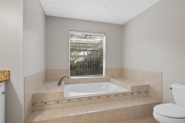 16826 Cobble Ridge Drive, Sugar Land, TX 77498