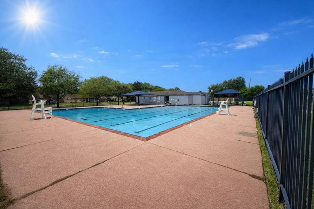 16826 Cobble Ridge Drive, Sugar Land, TX 77498
