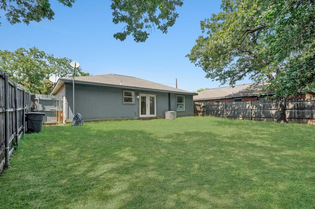 3836 Carver Place, Irving, TX 75061