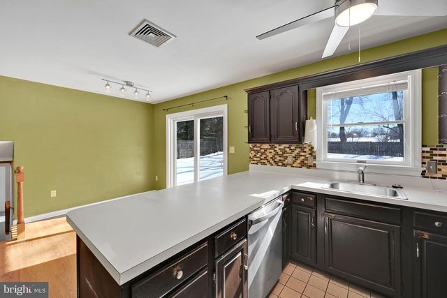 6441 CHERRY ST, East Petersburg, PA 17520