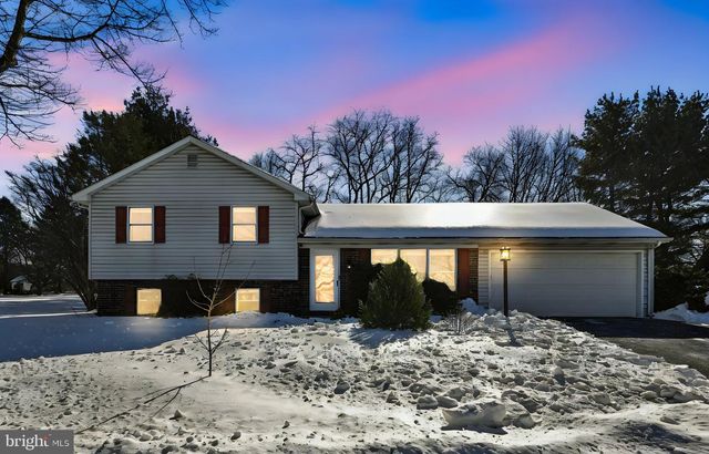 6441 CHERRY ST, East Petersburg, PA 17520