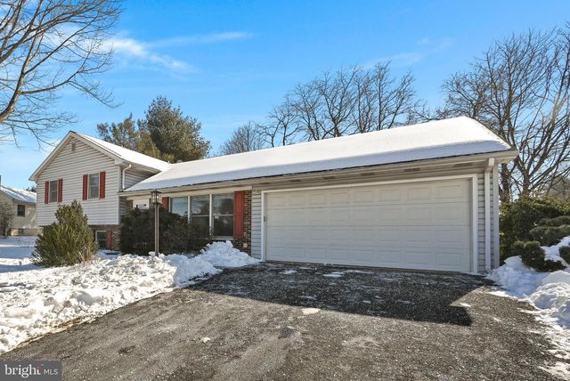 6441 CHERRY ST, East Petersburg, PA 17520