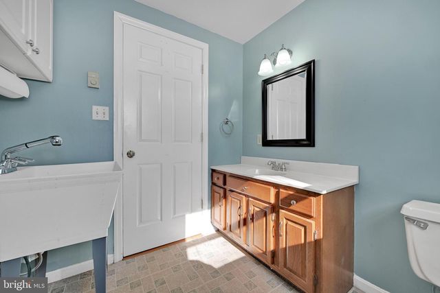 6441 CHERRY ST, East Petersburg, PA 17520