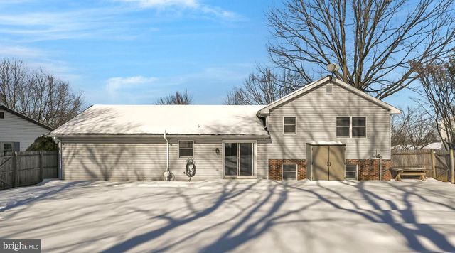 6441 CHERRY ST, East Petersburg, PA 17520