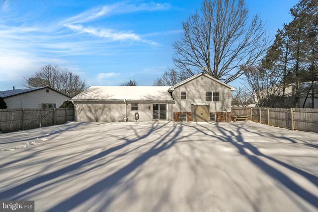 6441 CHERRY ST, East Petersburg, PA 17520