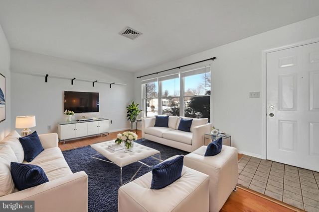 6441 CHERRY ST, East Petersburg, PA 17520