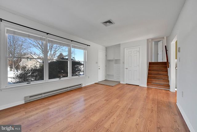 6441 CHERRY ST, East Petersburg, PA 17520