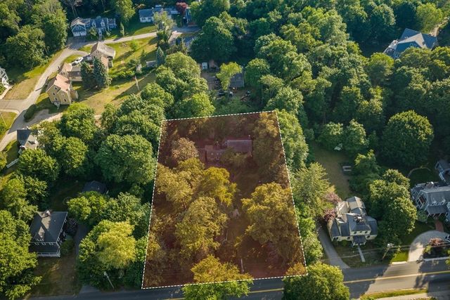 60 Thaxter Street, Hingham, MA 02043