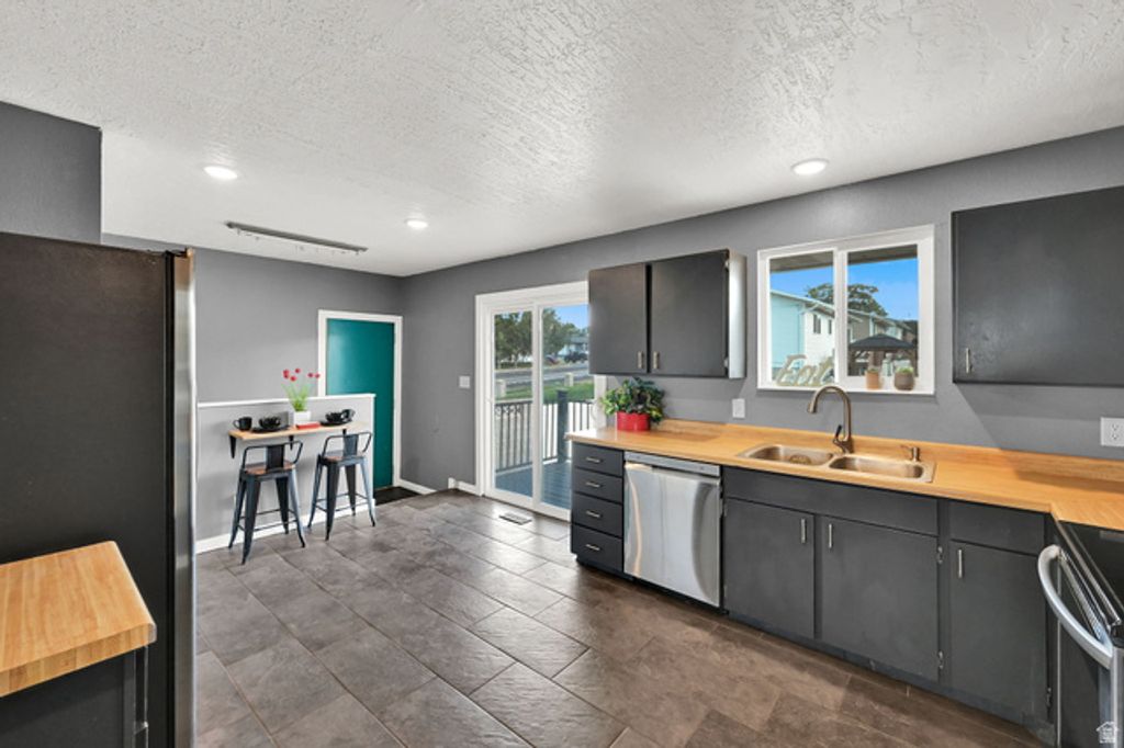 7213 W WESTPARK AVE, Magna, UT 84044 — photo 5