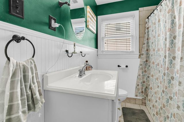 1223 Yeamans Hall Road, Hanahan, SC 29410