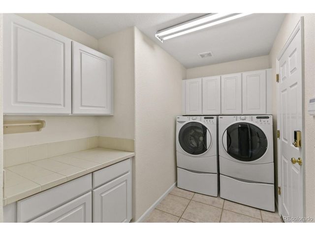 9594 Brook Hill Ln, Lone Tree, CO 80124