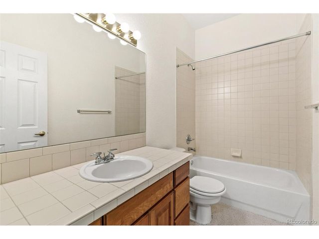 9594 Brook Hill Ln, Lone Tree, CO 80124