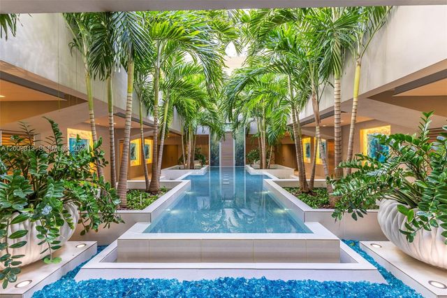 600 Grapetree Dr 4DS, Key Biscayne, FL 33149