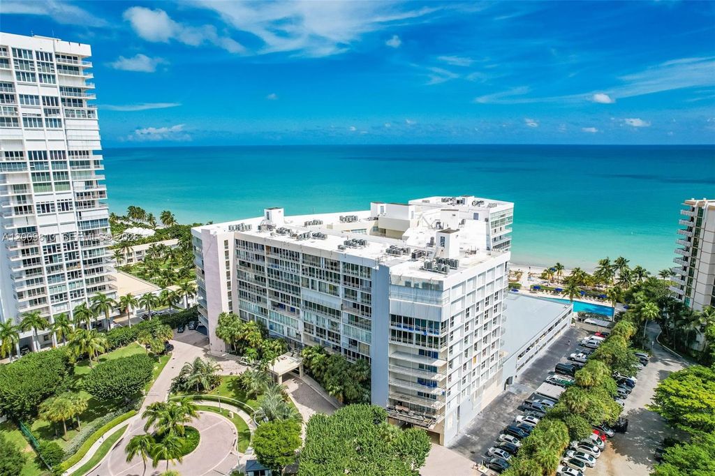 600 Grapetree Dr 4DS, Key Biscayne, FL 33149