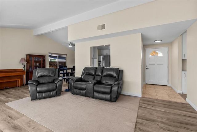 43035 Tennessee Avenue, Palm Desert, CA 92211