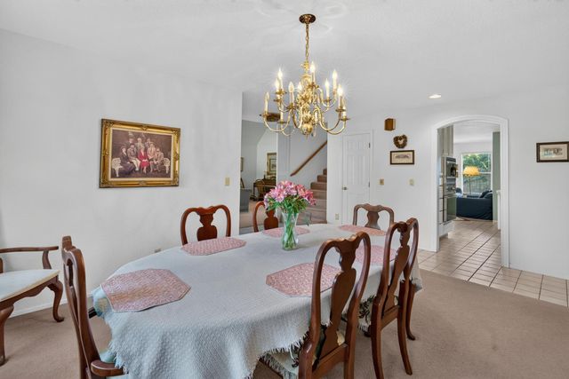 7787 Dutra Bend Dr, Sacramento, CA 95831