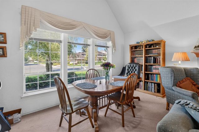7787 Dutra Bend Dr, Sacramento, CA 95831