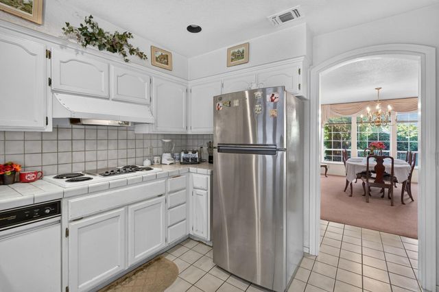 7787 Dutra Bend Dr, Sacramento, CA 95831