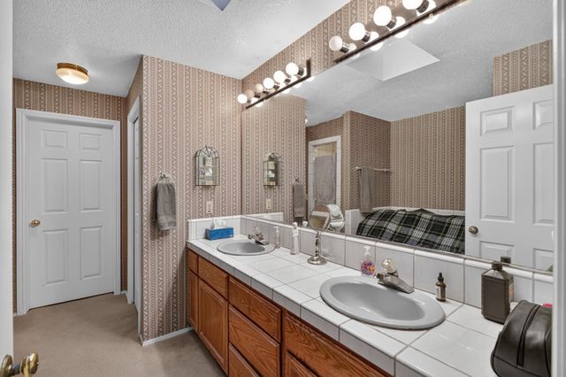7787 Dutra Bend Dr, Sacramento, CA 95831