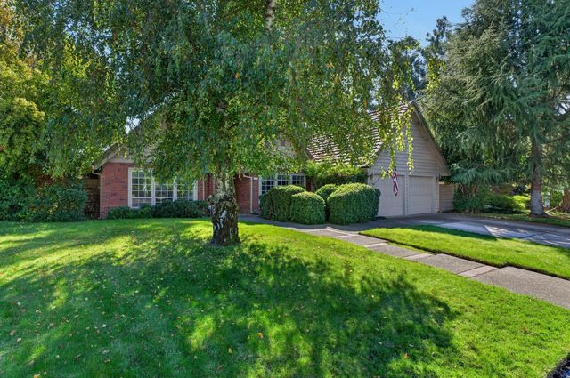 7787 Dutra Bend Dr, Sacramento, CA 95831