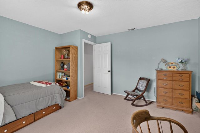 7787 Dutra Bend Dr, Sacramento, CA 95831