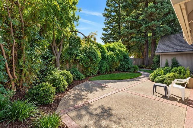 7787 Dutra Bend Dr, Sacramento, CA 95831