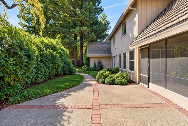 7787 Dutra Bend Dr, Sacramento, CA 95831