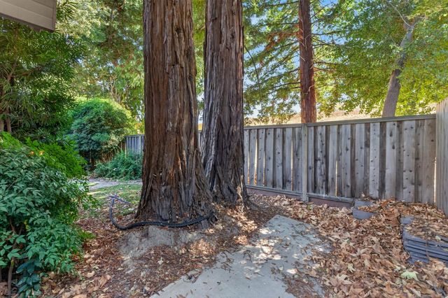 7787 Dutra Bend Dr, Sacramento, CA 95831