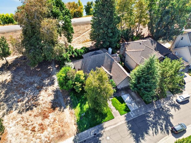 7787 Dutra Bend Dr, Sacramento, CA 95831