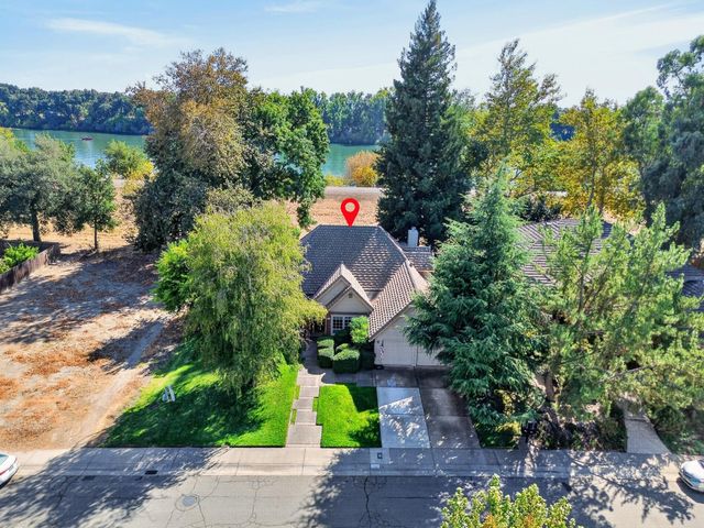 7787 Dutra Bend Dr, Sacramento, CA 95831