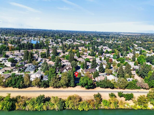 7787 Dutra Bend Dr, Sacramento, CA 95831