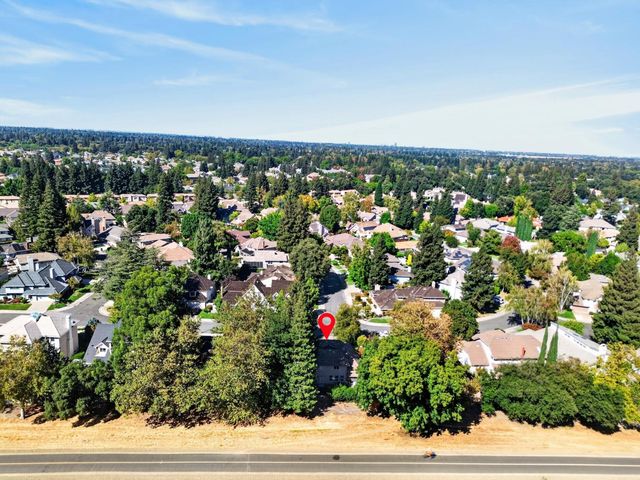 7787 Dutra Bend Dr, Sacramento, CA 95831