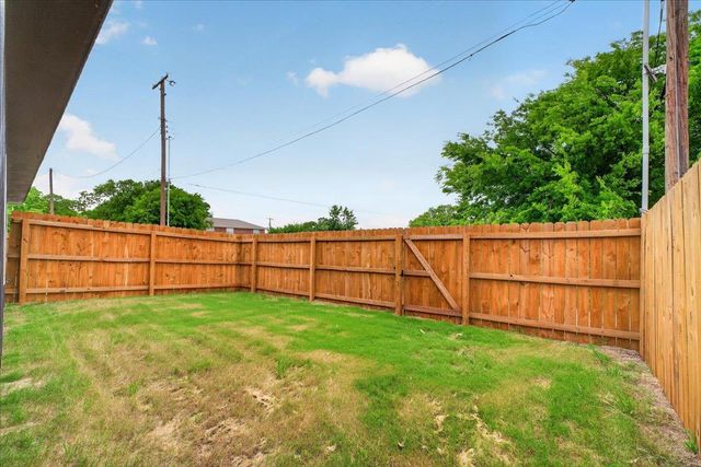412 W Avenue C, Copperas Cove, TX 76522