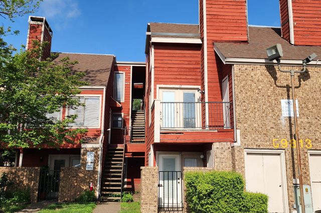 9801 Walnut Street 304, Dallas, TX 75243