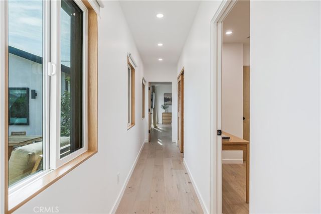 8417 Holy Cross Place, Los Angeles, CA 90045