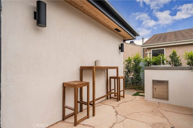 8417 Holy Cross Place, Los Angeles, CA 90045