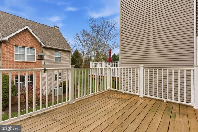 100 BISHOPS GATE LN, Doylestown, PA 18901