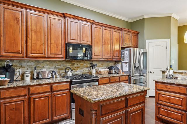 1433 Old Sadler Road, Sadler, TX 76264