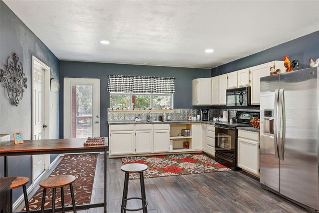 1433 Old Sadler Road, Sadler, TX 76264