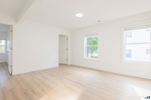 9-UNIT2 Hoyt Street, Danbury, CT 06810