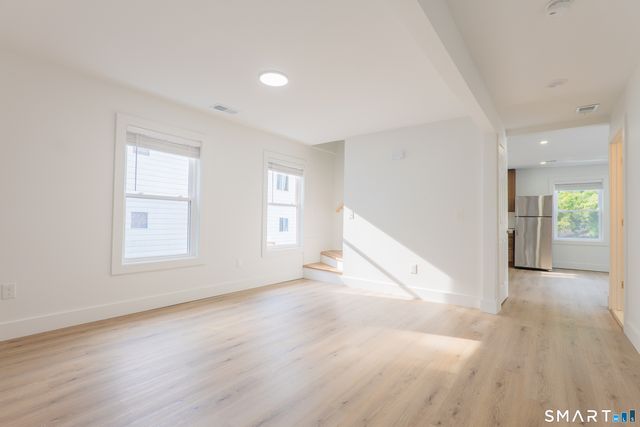 9-UNIT2 Hoyt Street, Danbury, CT 06810