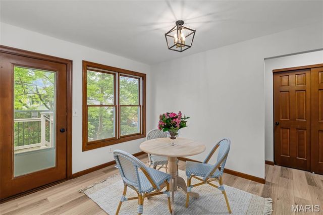11228 Mosley Farm Court, St Louis, MO 63141
