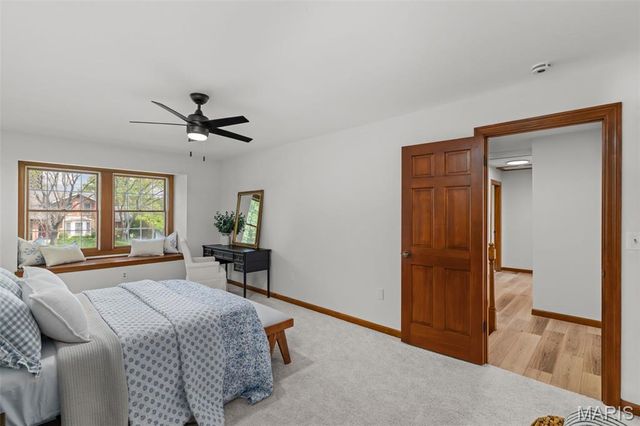 11228 Mosley Farm Court, St Louis, MO 63141