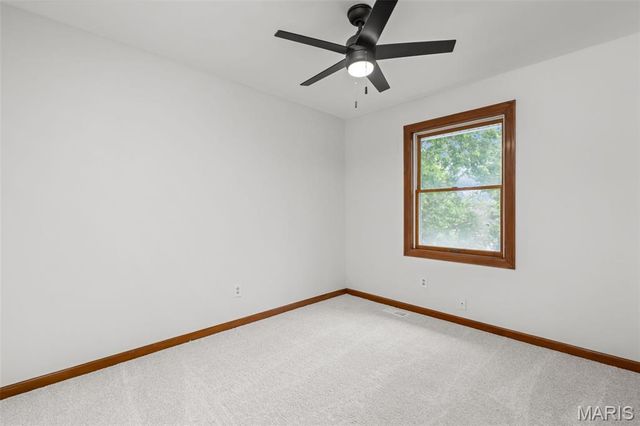 11228 Mosley Farm Court, St Louis, MO 63141